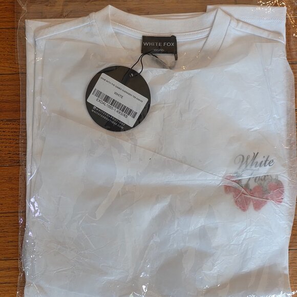White Fox Tee - Picture 6 of 7